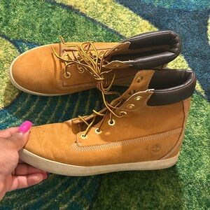 Timberland Women’s Wheat Nubuck High-Top Sneakers